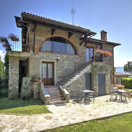 Borgo Romena 4* براتوفيتشيو
