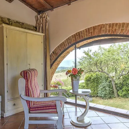 Borgo Romena 4*