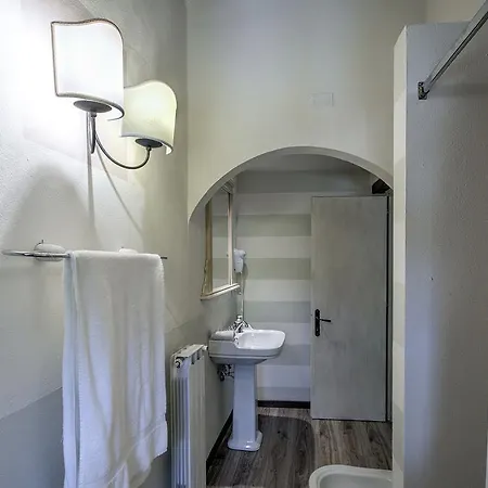 Borgo Romena 4*